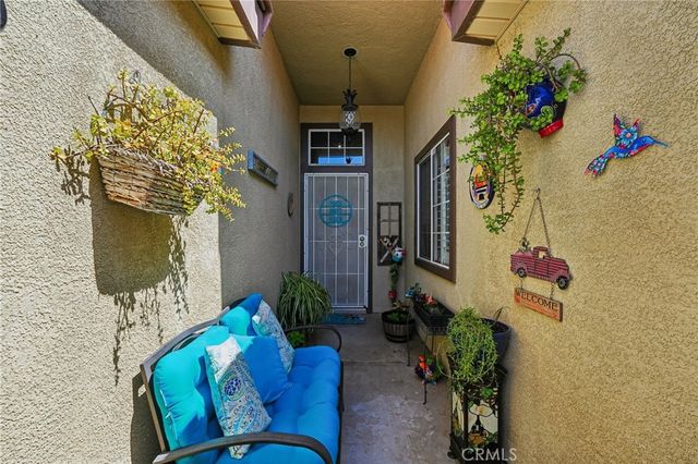 1208 Autumnwood Ln, Perris, CA 92571