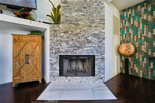 1208 Autumnwood Ln, Perris, CA 92571