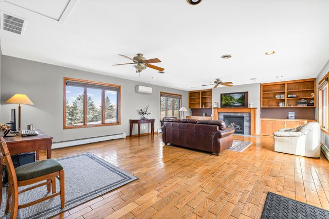 717 13th Street NW, Byron, MN 55920