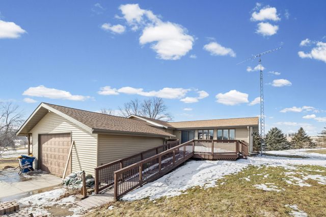 717 13th Street NW, Byron, MN 55920