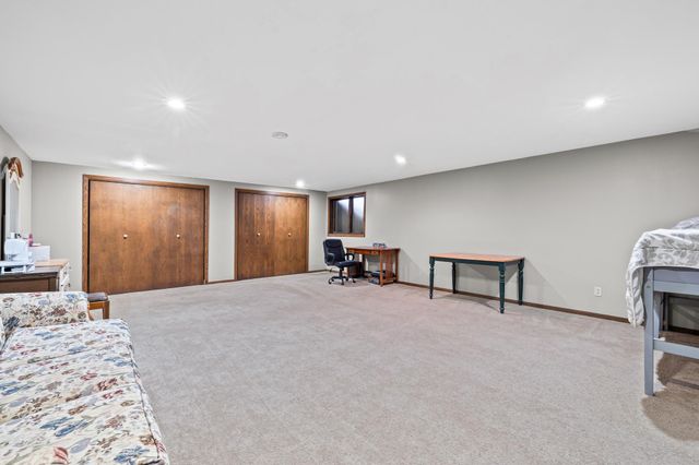 717 13th Street NW, Byron, MN 55920