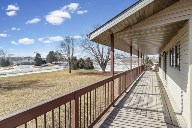 717 13th Street NW, Byron, MN 55920