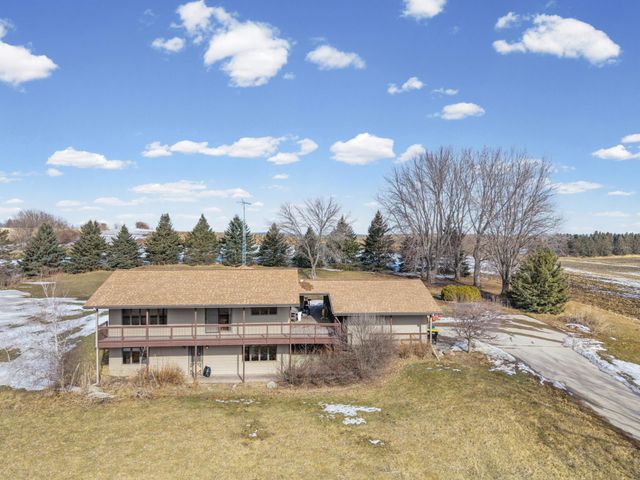 717 13th Street NW, Byron, MN 55920