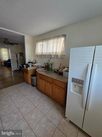 5925 REACH ST, Philadelphia, PA 19120