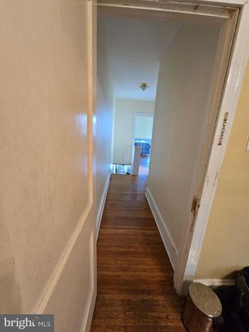5925 REACH ST, Philadelphia, PA 19120