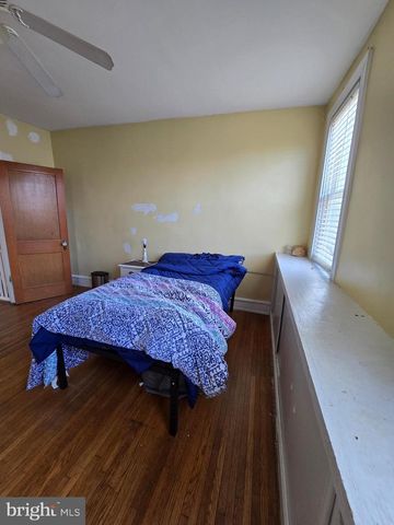 5925 REACH ST, Philadelphia, PA 19120