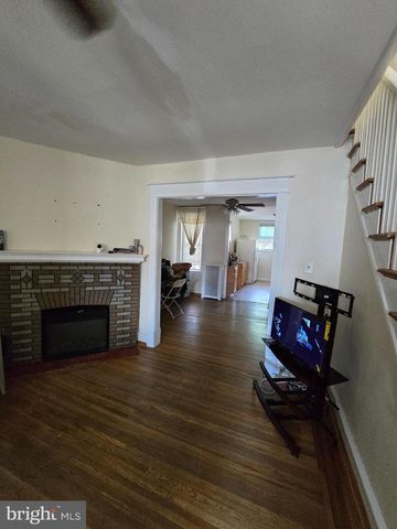 5925 REACH ST, Philadelphia, PA 19120