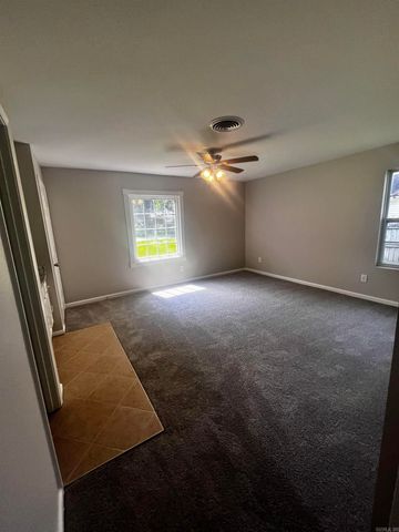 400 S Grant St, Cabot, AR 72023