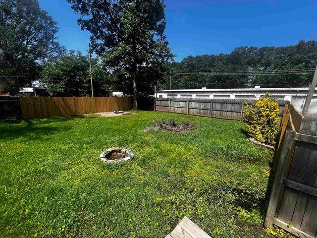 400 S Grant St, Cabot, AR 72023