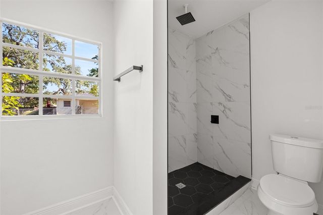 2220 DAVIS STREET, Tampa, FL 33605