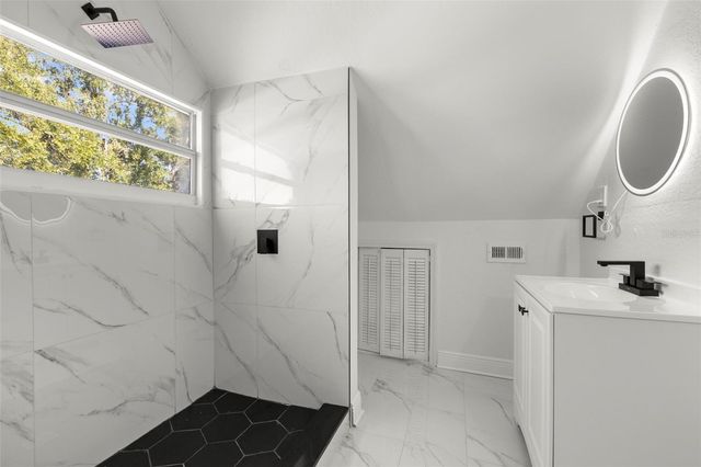 2220 DAVIS STREET, Tampa, FL 33605