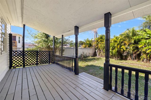 2220 DAVIS STREET, Tampa, FL 33605