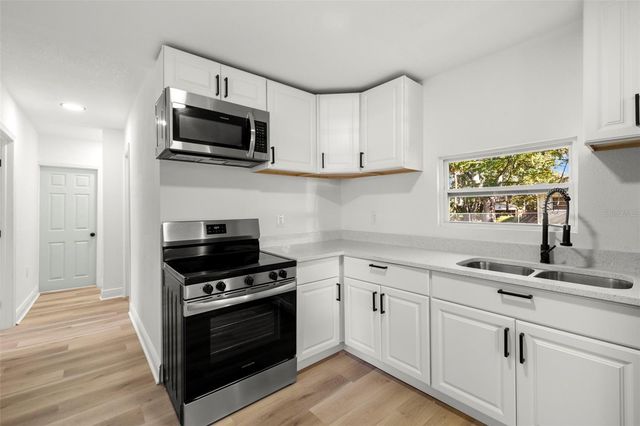 2220 DAVIS STREET, Tampa, FL 33605