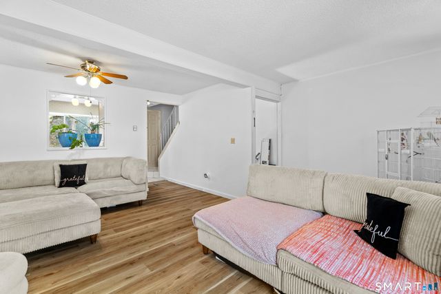 23 Pearl Lake Road B, Waterbury, CT 06706