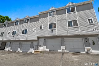 23 Pearl Lake Road B, Waterbury, CT 06706