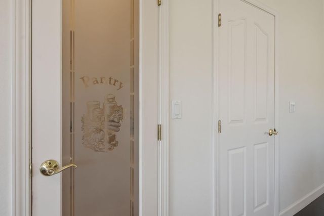 12321 Westwood Dr, Auburn, CA 95603