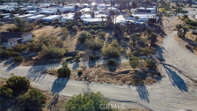 771 Scarvan Road, Yucca Valley, CA 92284