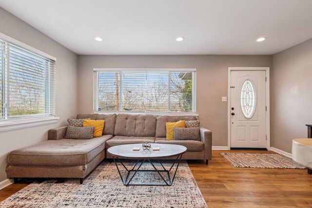 621 Edgecliff Road, Covington, KY 41014