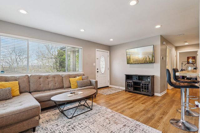 621 Edgecliff Road, Covington, KY 41014