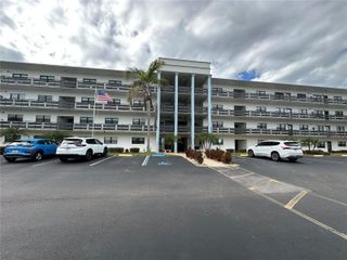 5980 80TH STREET N 108, St Petersburg, FL 33709