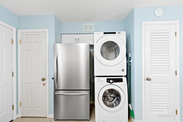 1784 W Beach Boulevard 211, Gulf Shores, AL 36542