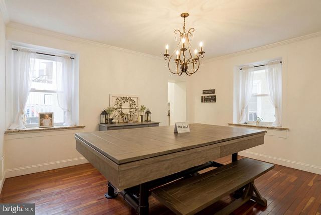 204 DAWSON ST, Philadelphia, PA 19128