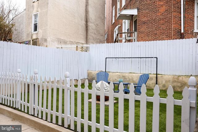 204 DAWSON ST, Philadelphia, PA 19128