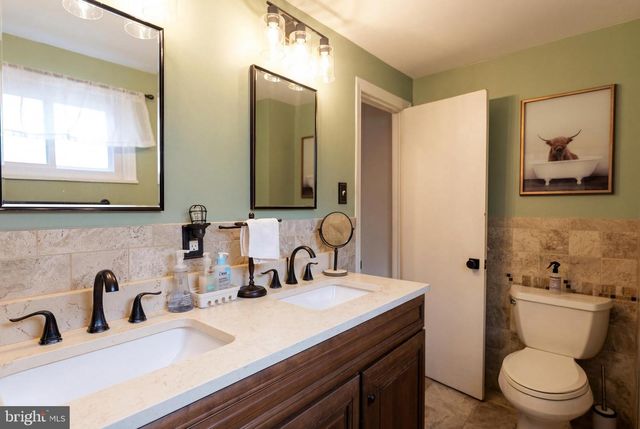 204 DAWSON ST, Philadelphia, PA 19128