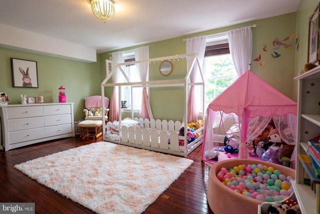 204 DAWSON ST, Philadelphia, PA 19128