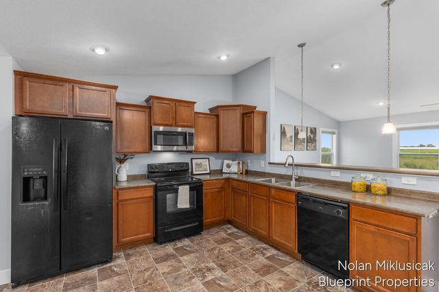 1840 Greenview Court, Zeeland, MI 49464