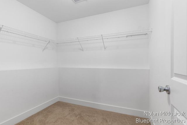 1840 Greenview Court, Zeeland, MI 49464