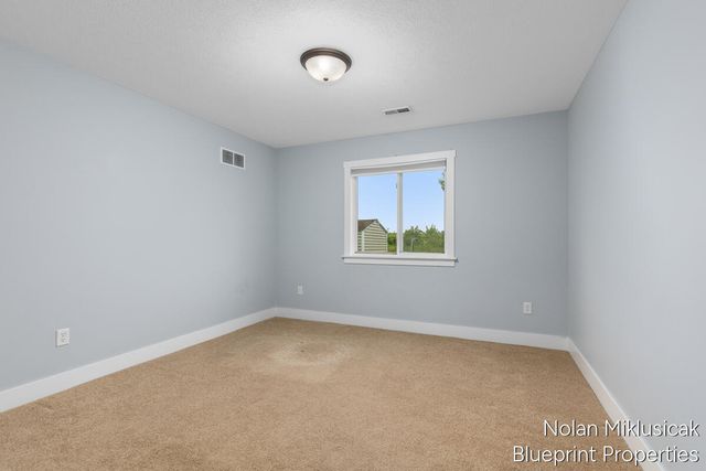 1840 Greenview Court, Zeeland, MI 49464