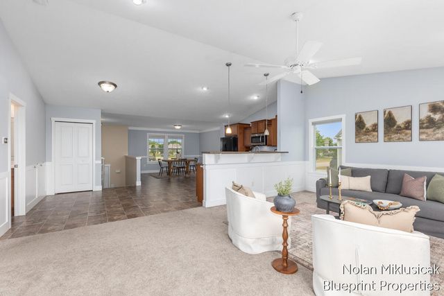1840 Greenview Court, Zeeland, MI 49464