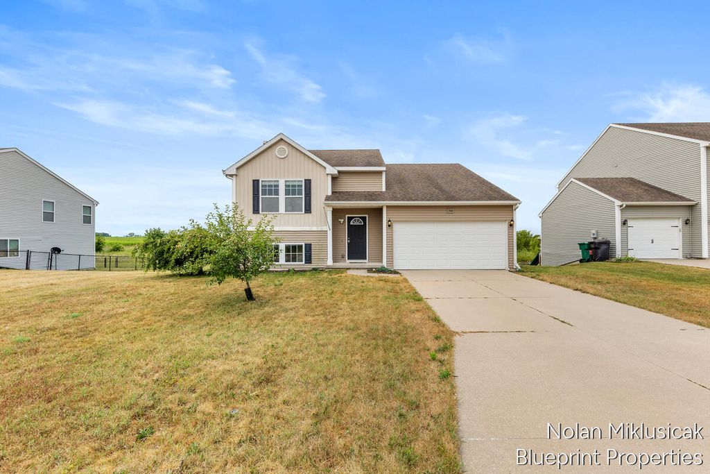 1840 Greenview Court, Zeeland, MI 49464