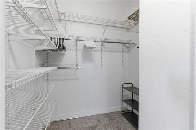 321 W 7th Street 402, Kansas City, MO 64105