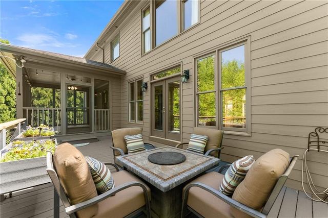 1930 Marina Way, Buford, GA 30518