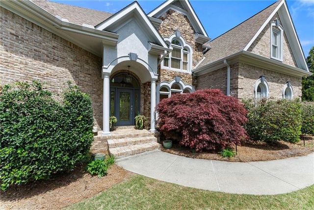 1930 Marina Way, Buford, GA 30518