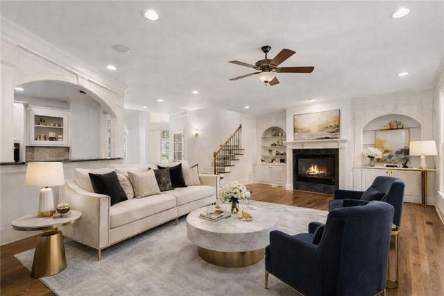 1930 Marina Way, Buford, GA 30518