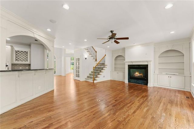1930 Marina Way, Buford, GA 30518