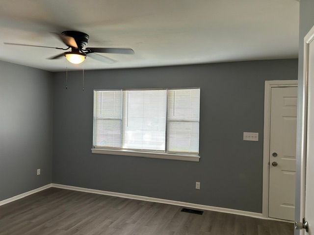 1710 S Detroit Avenue, Russellville, AR 72801