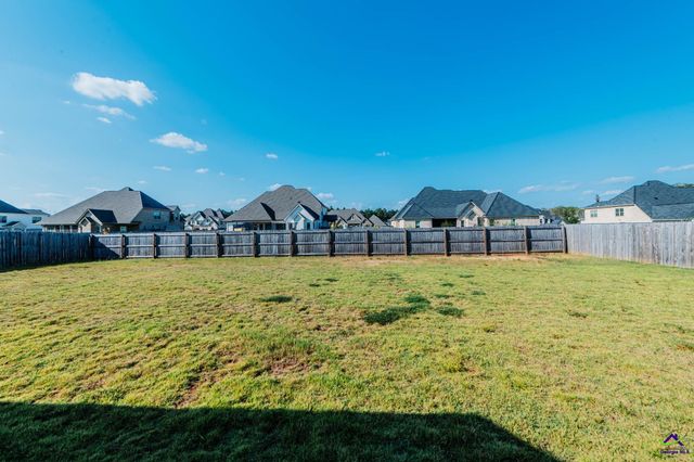 505 Foxberry Nook, Kathleen, GA 31047