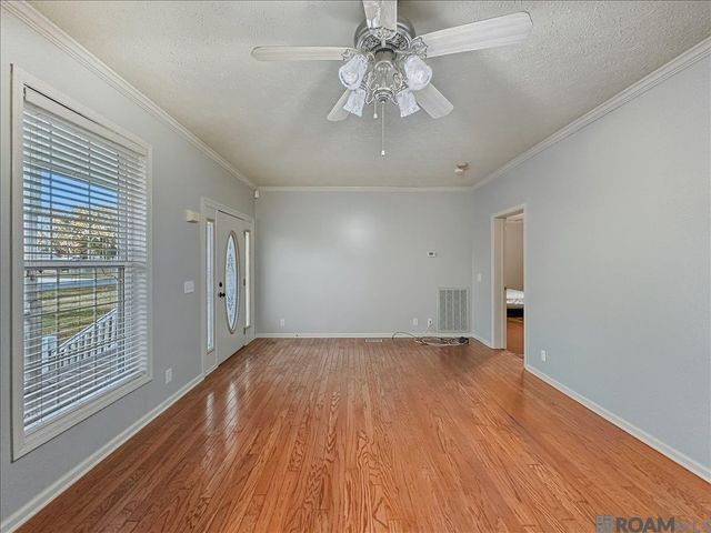 15519 Sheree St, Gonzales, LA 70737