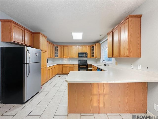 15519 Sheree St, Gonzales, LA 70737