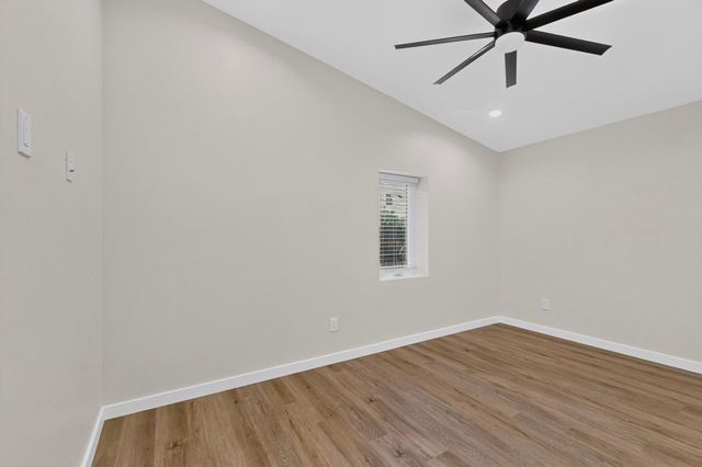 5103 San Luis Place NW, Albuquerque, NM 87107