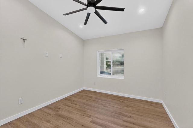 5103 San Luis Place NW, Albuquerque, NM 87107