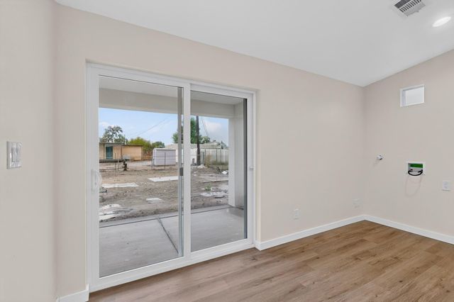 5103 San Luis Place NW, Albuquerque, NM 87107