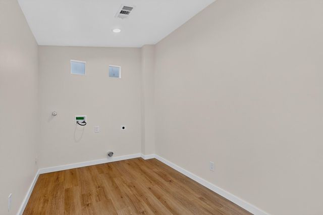 5103 San Luis Place NW, Albuquerque, NM 87107