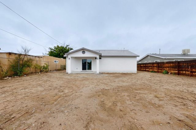 5103 San Luis Place NW, Albuquerque, NM 87107