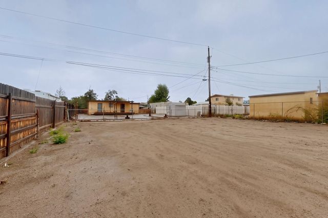 5103 San Luis Place NW, Albuquerque, NM 87107