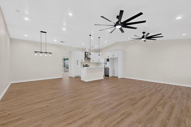 5103 San Luis Place NW, Albuquerque, NM 87107